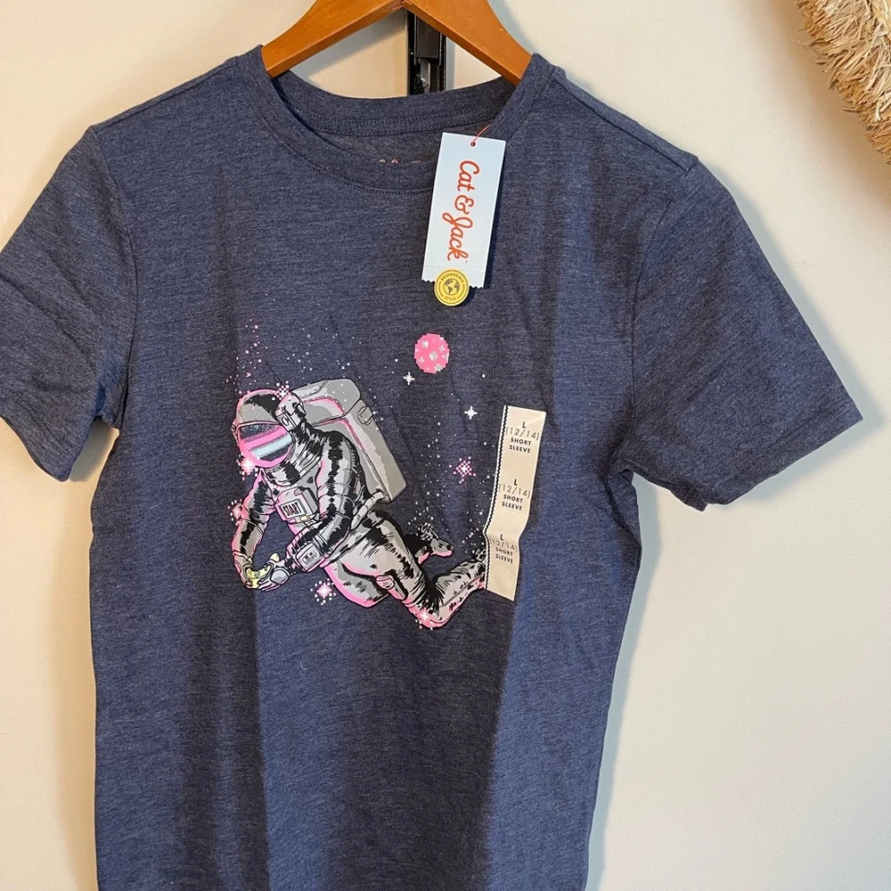 🆕️Cat&Jack Kids Boys' Astronaut Gamer  Short Sleeve Tee L12/14 - Picture 5 of 5